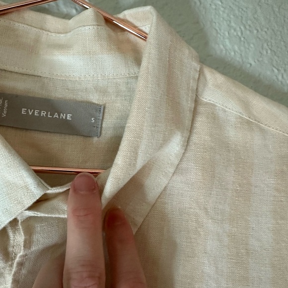 Everlane | The Classic Shirt in Linen - Picture 4 of 6